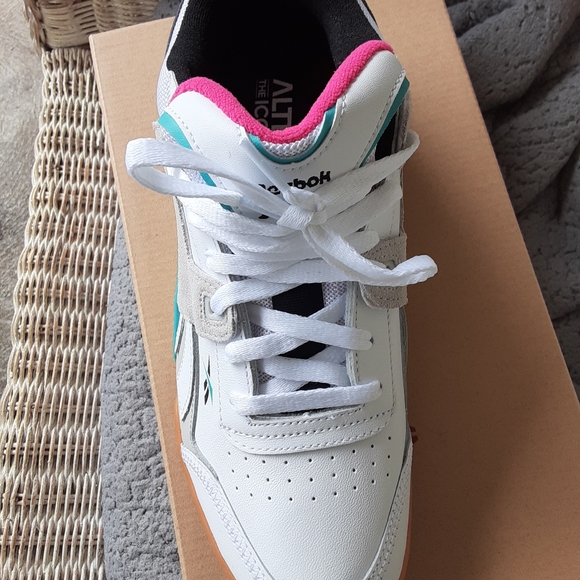 Reebok size 10 ati - Picture 5 of 5